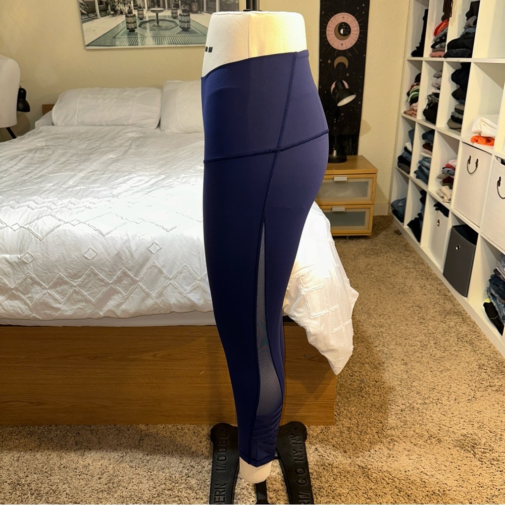 lululemon | Minimalist Crop Hero Blue High Rise Mesh Panel Criss Cross Straps 6 - Picture 6 of 16
